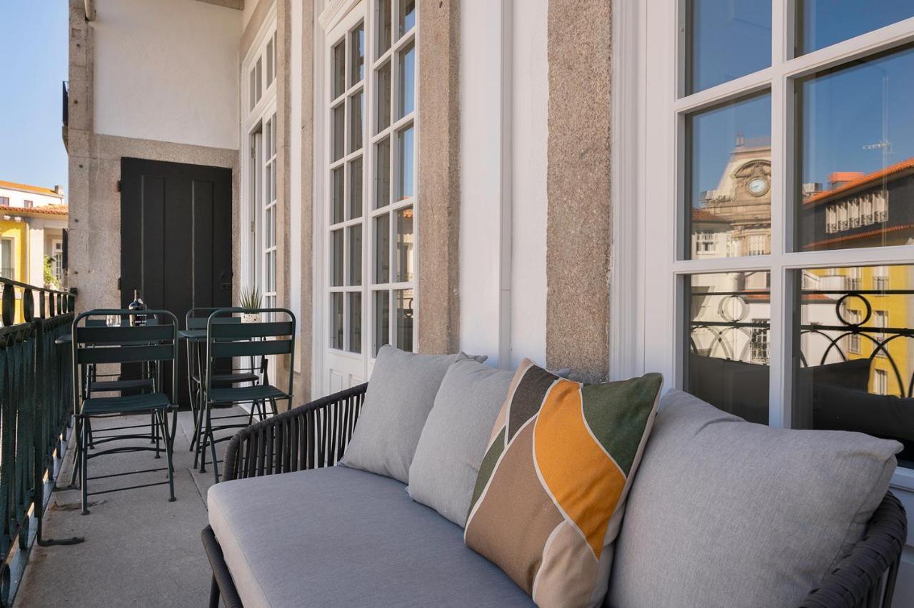 Historic Apartment At Cardosas With Balcony Porto Exterior photo