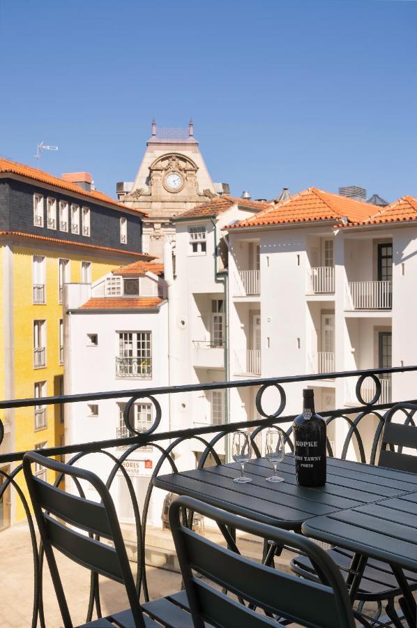 Historic Apartment At Cardosas With Balcony Porto Exterior photo